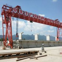 揚州鐵路提梁機(jī)